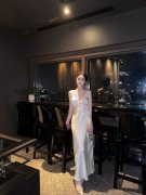 休斯顿留学生约炮约爱加line：qj98877可上门