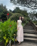 圣安娜留学生约炮约爱加line：qj98877可上门