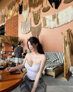 圣地亚哥留学生约炮约爱加line：qj98877可上门