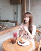 温哥华留学生约炮加LINE: wt8135 可上门了