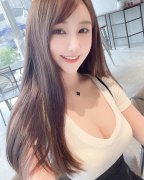 利兹留学生约炮加LINE: wt8135 可上门了